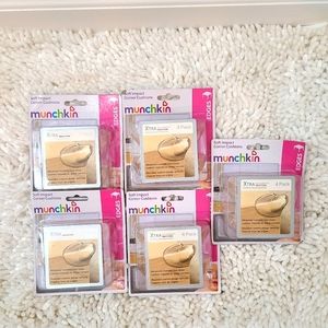 NWT Munchkin XtraGuard Soft Impact Corner Cushions 5 pack